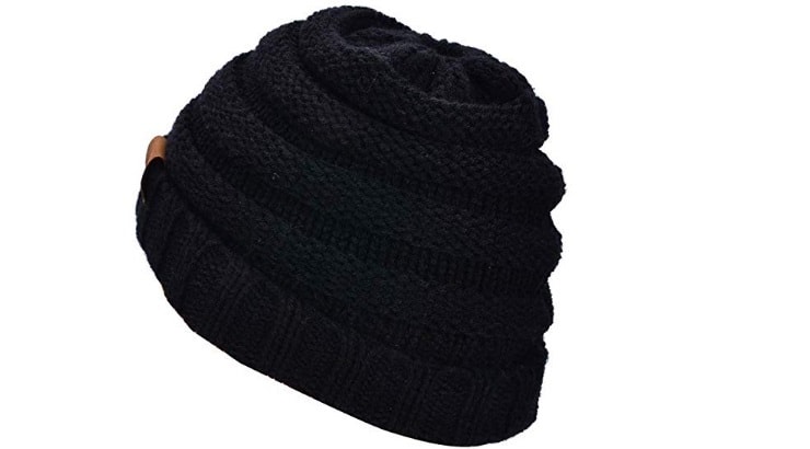 Natural women can achieve buns or ponytails with this beanie.